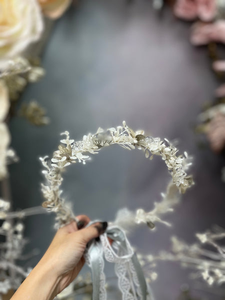 White winter flower hair wreath