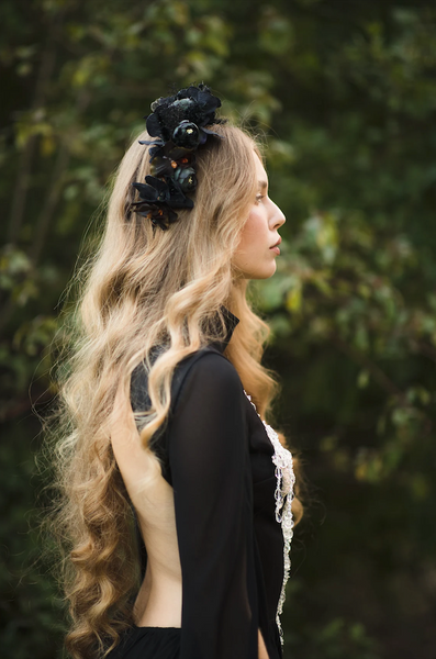 Black flower half wreath Evil queen wreath Black Mean queen half wreath Elegant Magaela accessories Wedding Halloween crown Handmade