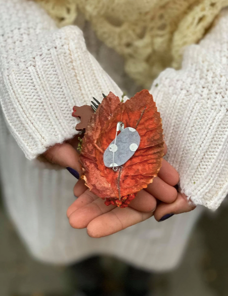Christmas flower brooch Forest wedding brooch with berries Gingerbread brooch Woodland Bridal flower brooch Magaela accessories Coat brooch