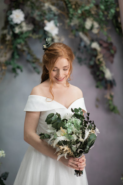 Greenery anemone wedding bouquet