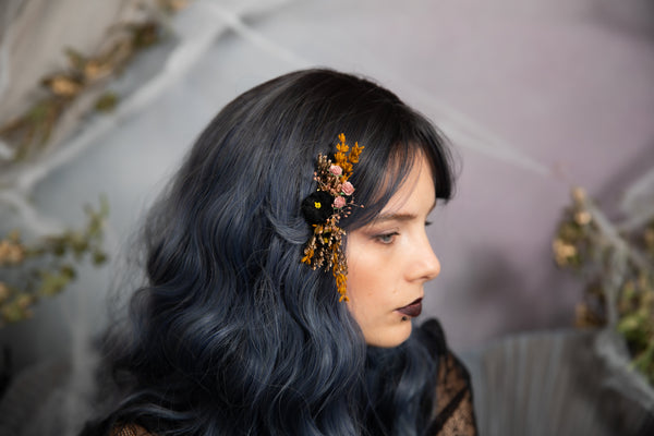 Ochre and black mini hair comb