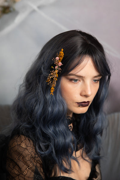 Ochre and black mini hair comb