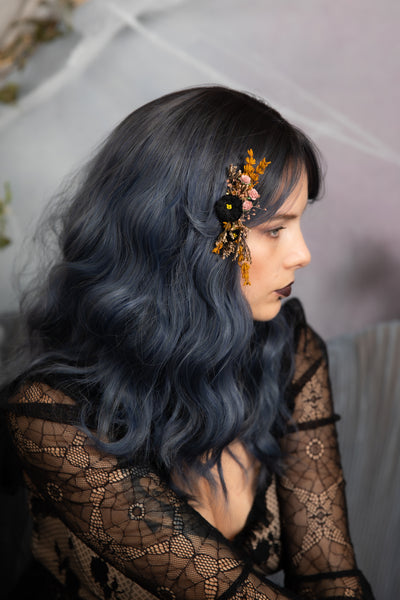 Ochre and black mini hair comb