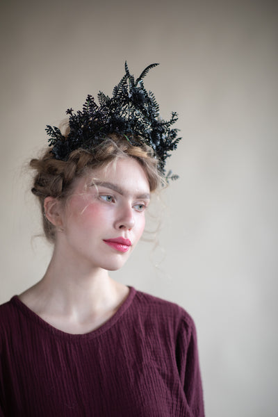 Black queen bridal flower crown