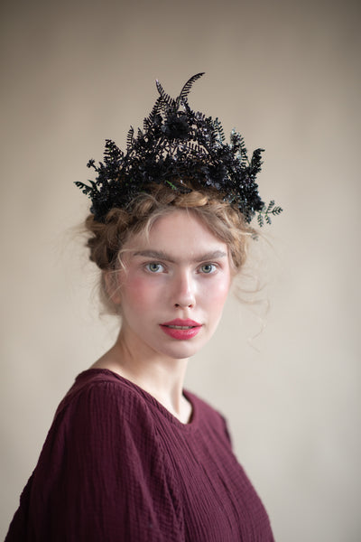 Black queen bridal flower crown