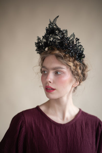 Black queen bridal flower crown