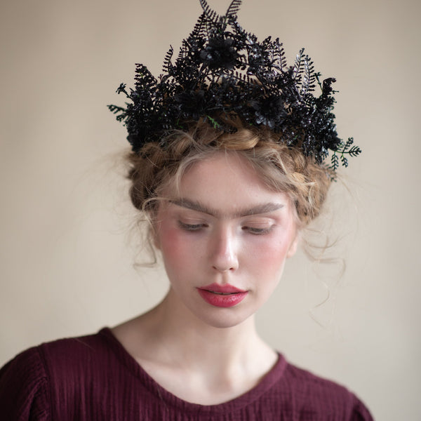 Black queen bridal flower crown
