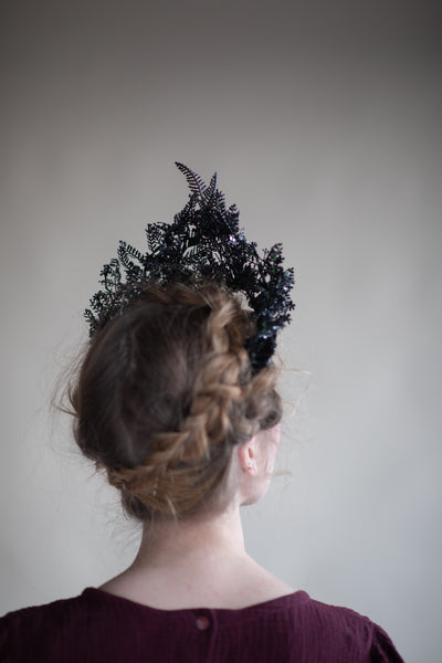 Black queen bridal flower crown