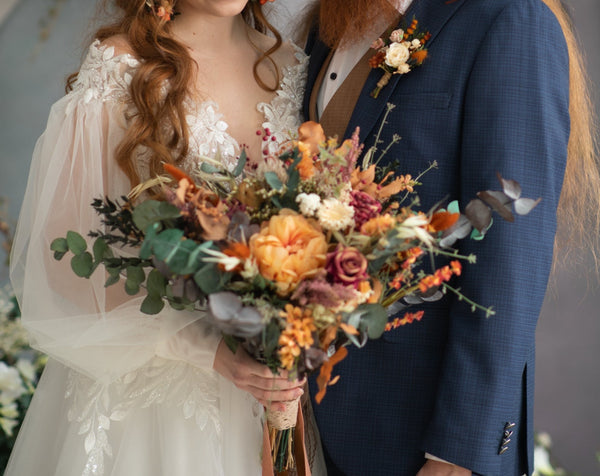 Fall burnt orange bridal bouquet