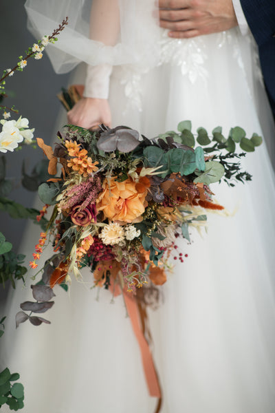 Fall burnt orange bridal bouquet