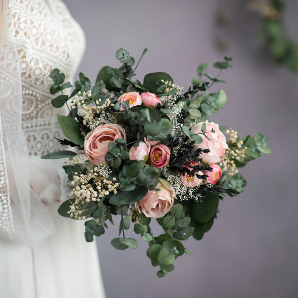 Burgundy eucalyptus flower bouquet Greenery Wedding bouquet with roses Dark  red and peach blush bridal bouquet Wedding accessories Magaela – magaela