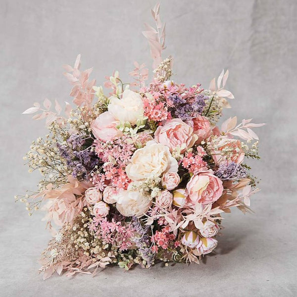 Romantic pink wedding bouquet