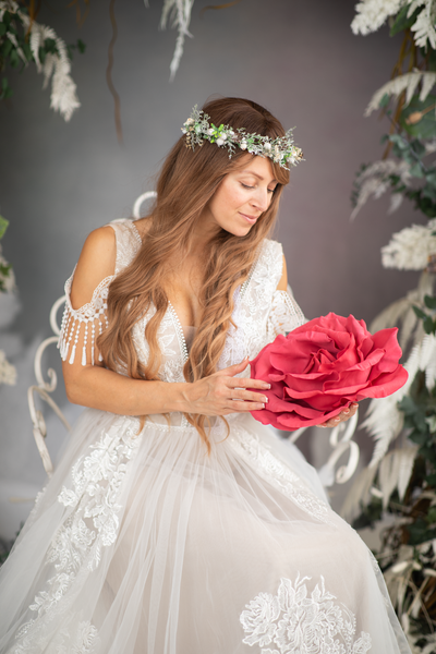 Winter Christmas mistletoe flower crown