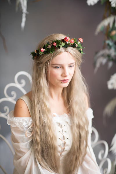 Woodland flower half wreath with red mushrooms