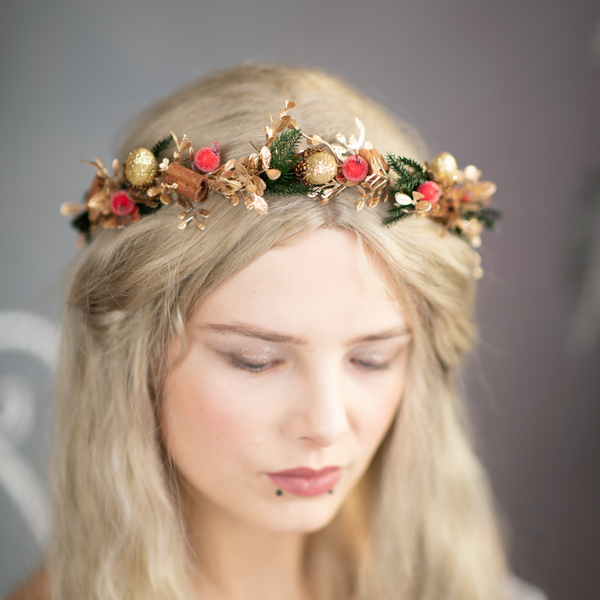 Christmas hair crown with rose hips