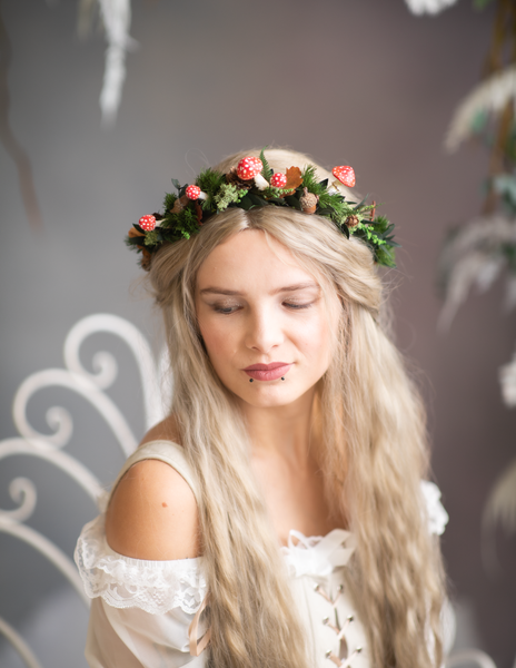 Woodland flower half wreath with red mushrooms