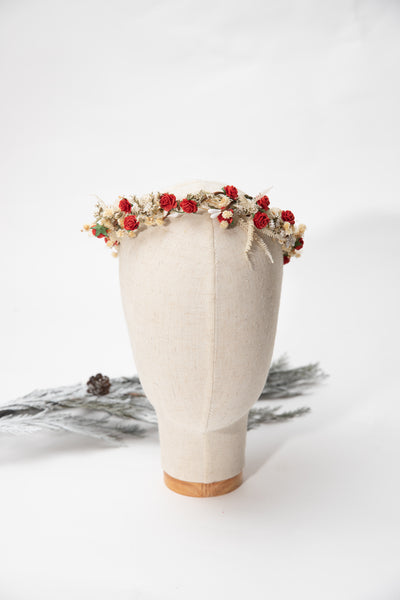 Wedding half wreath Red and beige half wreath Bridal accessories Red paper roses Natural hair crown Winter wedding Christmas Magaela