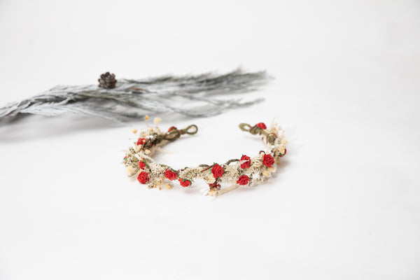 Wedding half wreath Red and beige half wreath Bridal accessories Red paper roses Natural hair crown Winter wedding Christmas Magaela
