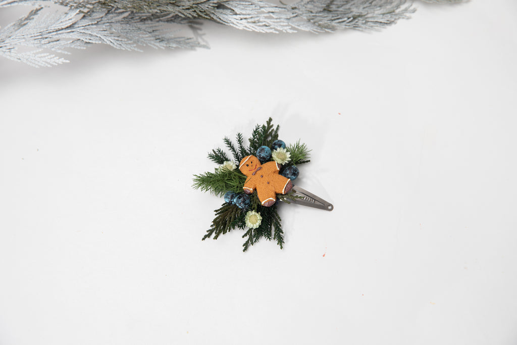 Christmas hair clips Gingerbread flower hair clips Flower girls Santa Claus gift for daughter Bridal accessories Winter jewellery Magaela