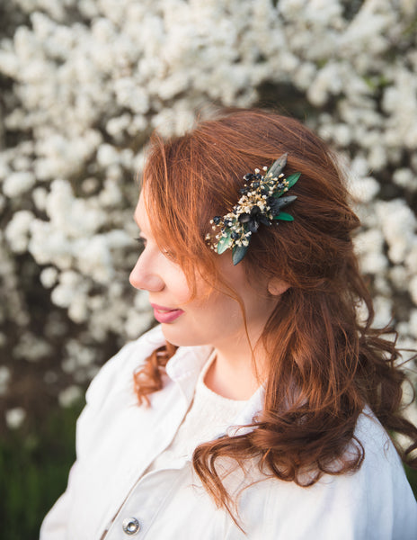 Greenery bridal hair comb Olive leaves Baby's breath flower comb for bride Natural Wedding hair jewellery Greenery hair flowers Magaela