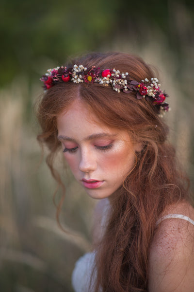 Rose hip flower wreath with Crown with rose hips Wedding headpiece Bridal flower half crown Magaela Fall bride Baby's breath Natural Autumn