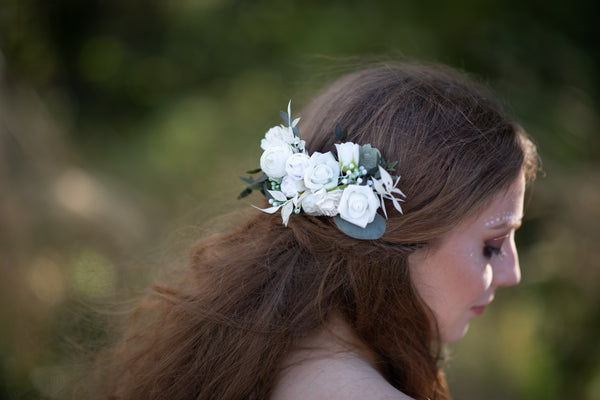 Bridal boho flower hair comb Ivory and green headpiece Peony and roses wedding hair comb Bridal hair accessories Magaela White flower comb