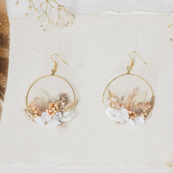 Glamour 2021 wedding white and golden flower earrings Glam Bridal Circle dangle earrings Handmade dried flower jewelry Magaela