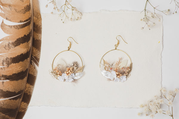 Glamour 2021 wedding white and golden flower earrings Glam Bridal Circle dangle earrings Handmade dried flower jewelry Magaela