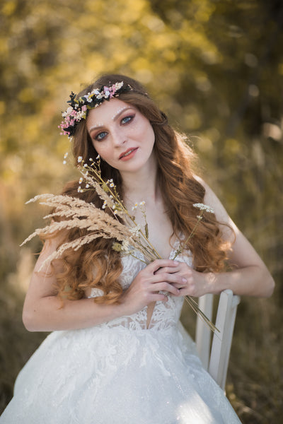Meadow wedding hair crown, Bridal hair wreath, Wildflower wedding wreath, Wedding hair flowers, Pink roses, Baby's breath jewellery, Magaela