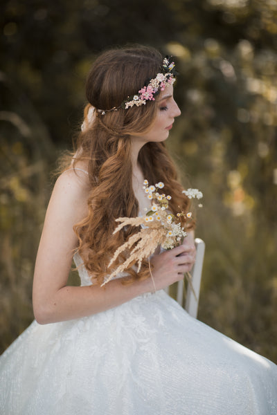 Meadow wedding hair crown, Bridal hair wreath, Wildflower wedding wreath, Wedding hair flowers, Pink roses, Baby's breath jewellery, Magaela