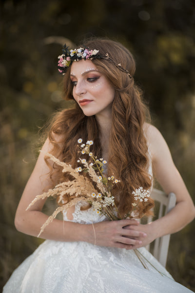 Meadow wedding hair crown, Bridal hair wreath, Wildflower wedding wreath, Wedding hair flowers, Pink roses, Baby's breath jewellery, Magaela