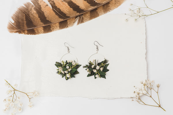 Greenery wedding circle dangle earrings Flower baby's breath silver earrings for bride Dried flowers Magaela handmade 2021