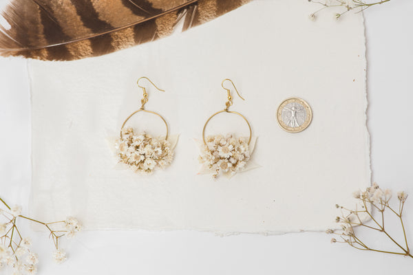 Cream dried flower earrings