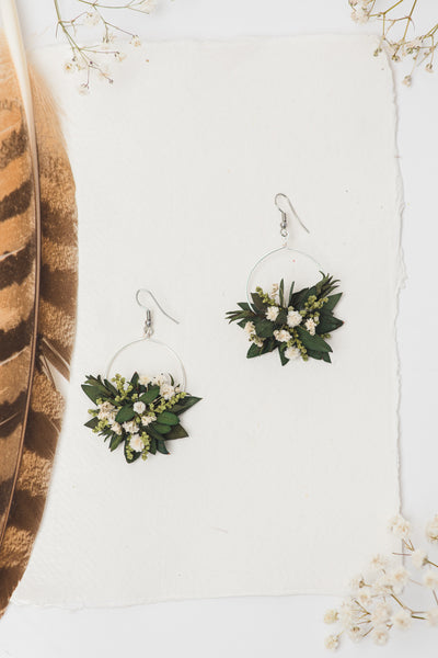 Greenery wedding circle dangle earrings Flower baby's breath silver earrings for bride Dried flowers Magaela handmade 2021