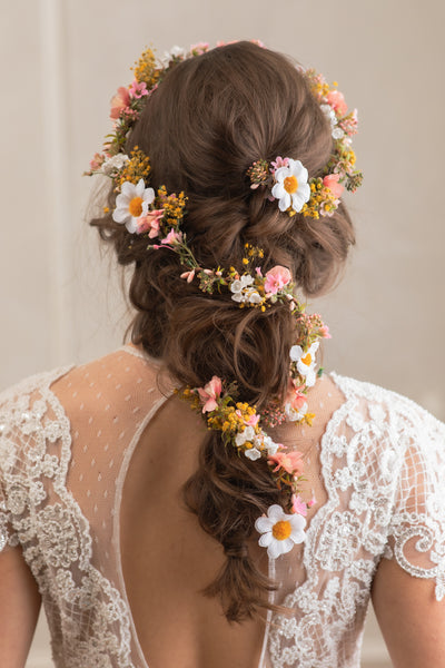 Daisy bendable bridal hair garland Wedding flower garland Meadow hair flowers Long shapeable garland Hair vine for bride Customisable