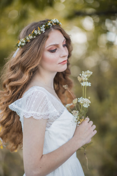 Yellow and green natural flower wreath, Meadowy bridal wreath, Wildflowers hair crown, Bridal halo, Magaela, Customisable crown, Wax flowers