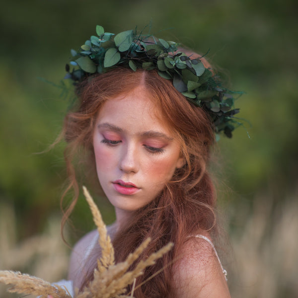 Greenery bridal wreath Flower hair crown Wedding jewellery Bride to be Wedding accessories Flower jewelry Greenery wedding Natural crown
