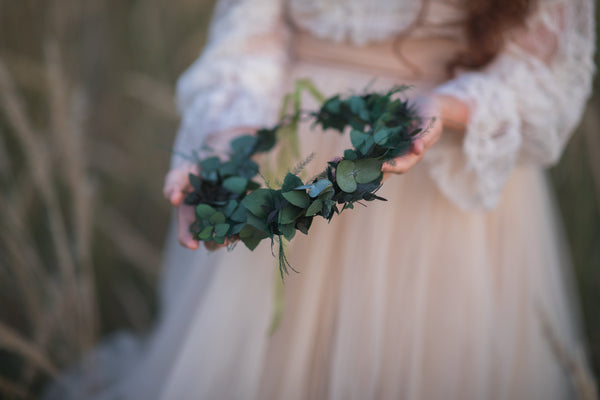 Greenery bridal wreath Flower hair crown Wedding jewellery Bride to be Wedding accessories Flower jewelry Greenery wedding Natural crown