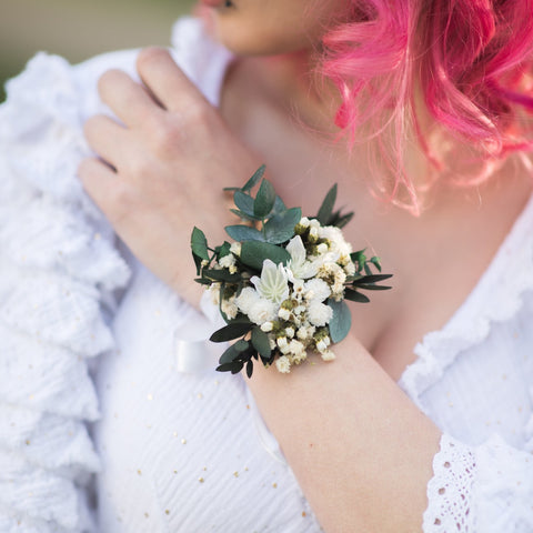 Eucalyptus bridal bridesmaid bracelet Preserved bracelet Green and whi magaela