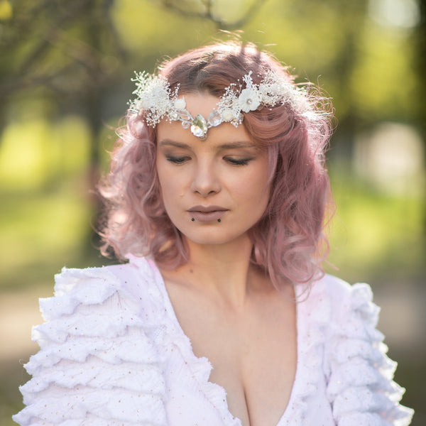 White flower elf tiara Bridal elvish tiara Elf wedding headpiece Wedding hair jewellery with crystals Elven photoshoot Natural crown Magaela