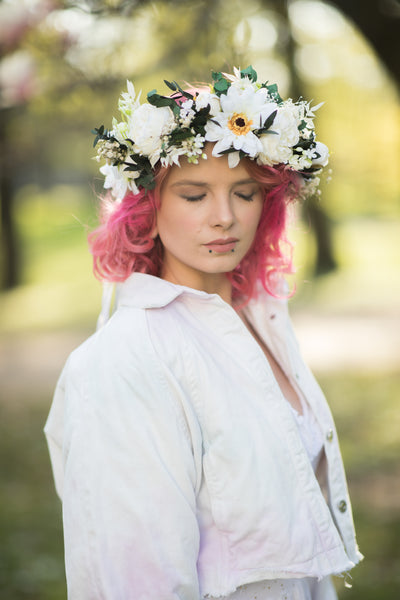 Big boho flower wreath Green and white bridal crown Flower headpiece Bride 2021 Greenery wedding Customisable Wedding hair flowers handmade