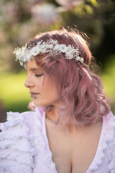 White flower elf tiara Bridal elvish tiara Elf wedding headpiece Wedding hair jewellery with crystals Elven photoshoot Natural crown Magaela