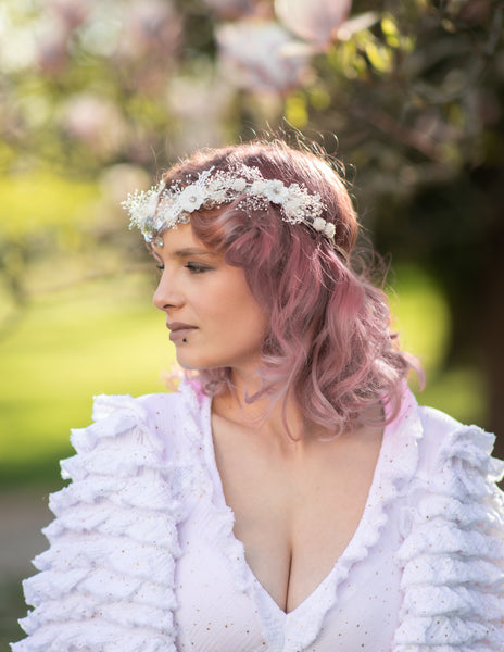 White flower elf tiara Bridal elvish tiara Elf wedding headpiece Wedding hair jewellery with crystals Elven photoshoot Natural crown Magaela