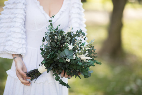 Eucalyptus bridal bouquet White and green wedding bouquet Preserved flower bouquet Magaela Handmade Natural wedding 2021 Greenery bouquet