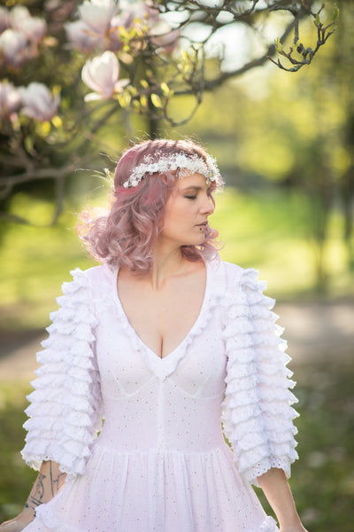 White flower elf tiara Bridal elvish tiara Elf wedding headpiece Wedding hair jewellery with crystals Elven photoshoot Natural crown Magaela