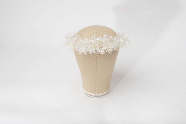 White flower crown for bride Crystal crown Pearls Dried flowers Wedding tiara Flower headpiece with white leaves Ivory Magaela Handmade