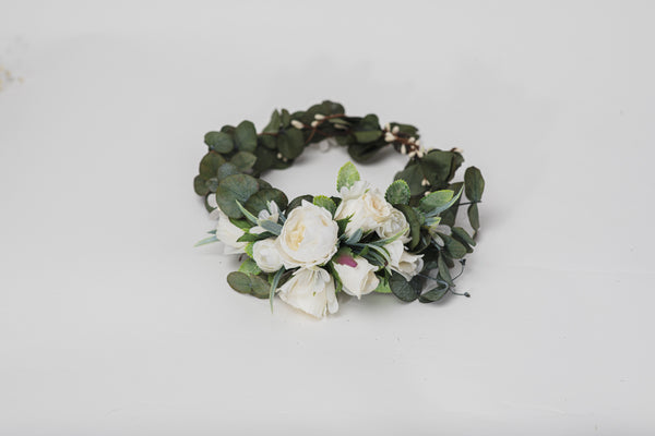 Greenery bridal wreath with flower arrangement at the back Flower crown with eucalyptus Bridal hair wreath 2021 Wedding Magaela accessories