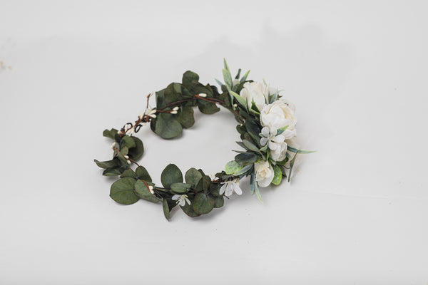 Greenery bridal wreath with flower arrangement at the back Flower crown with eucalyptus Bridal hair wreath 2021 Wedding Magaela accessories