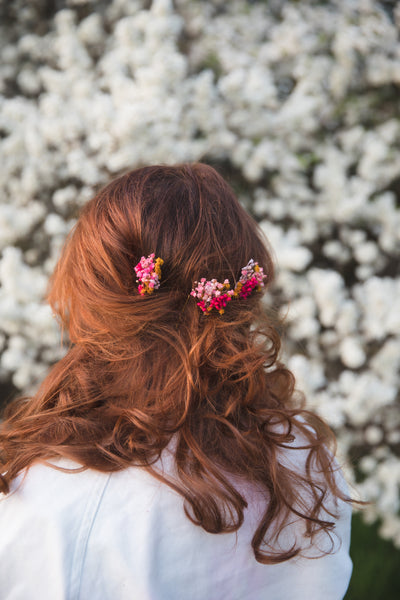Pink and fuchsia flower hairpin