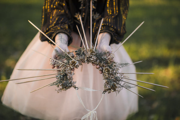 Spiked flower hair crown Halo crown Met gala crown Bridal halo crown Wedding tiara Beyonce sun ray flower crown Photoshoot headpiece Magaela